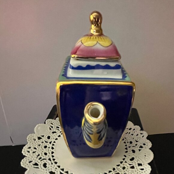 Vivian Chan Hand Painted Miniature Teapot - Picture 4 of 7